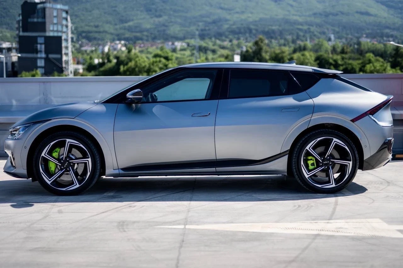 Kia EV6 GT 585кс Германия , снимка 4 - Автомобили и джипове - 55667210