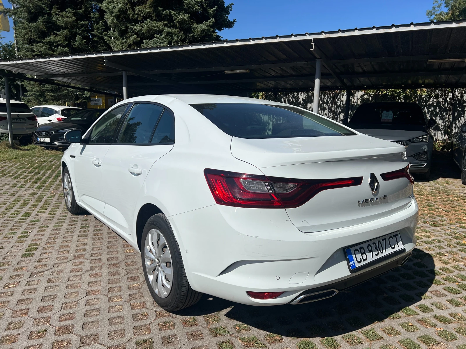 Renault Megane Tce 115 k.с 6МТ , снимка 4 - Автомобили и джипове - 55987235