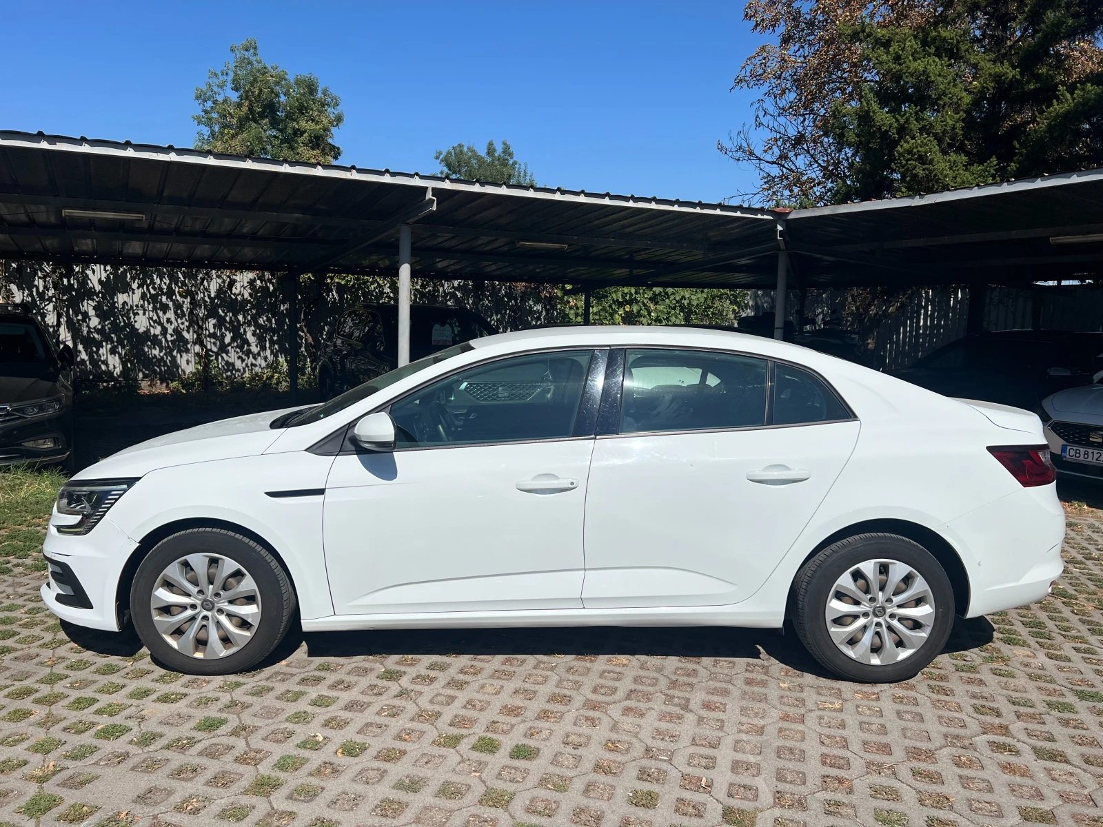 Renault Megane Tce 115 k.с 6МТ , снимка 3 - Автомобили и джипове - 55987235