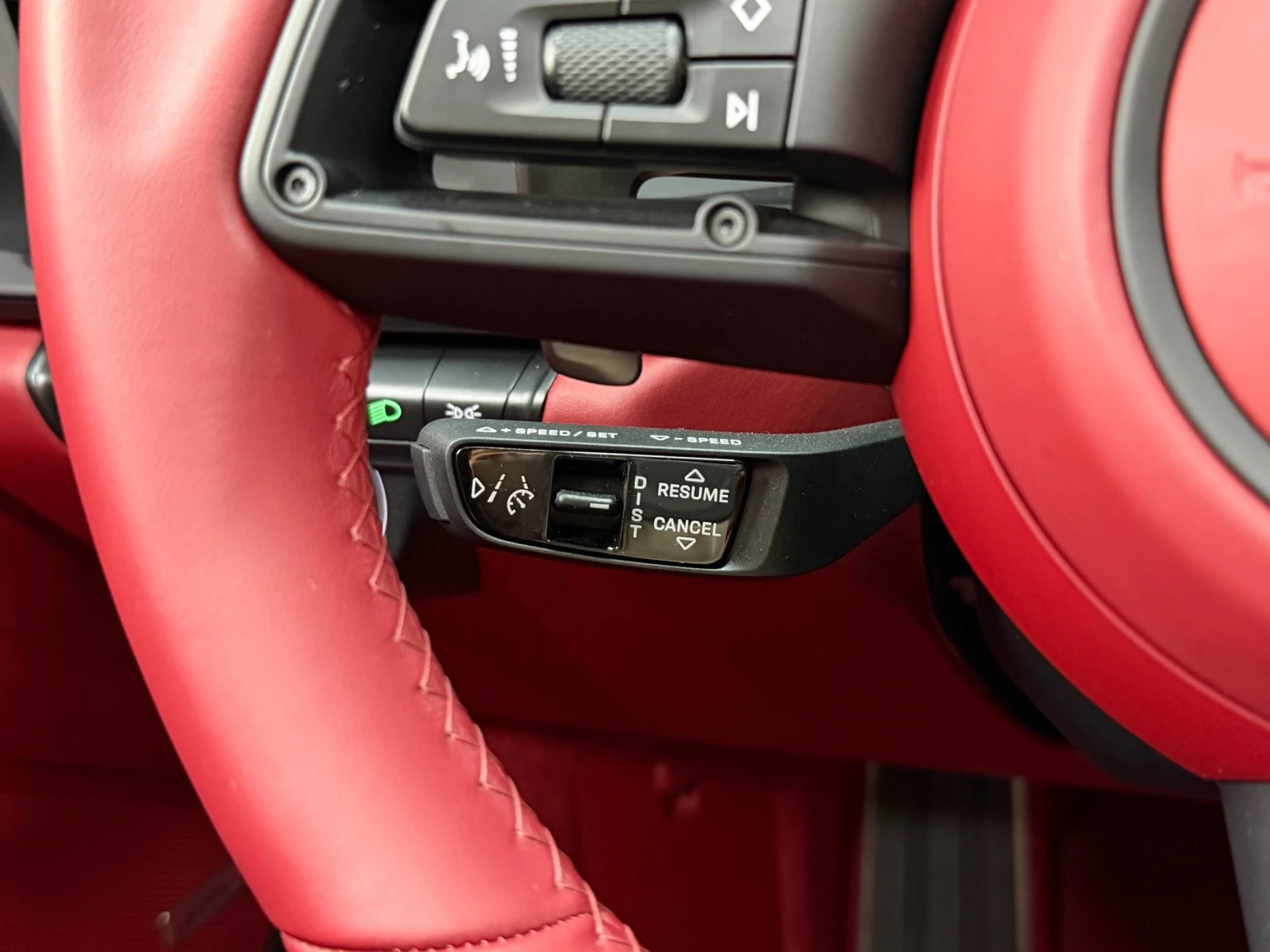 Porsche 911 Carrera 4 GTS , снимка 13 - Автомобили и джипове - 56022193