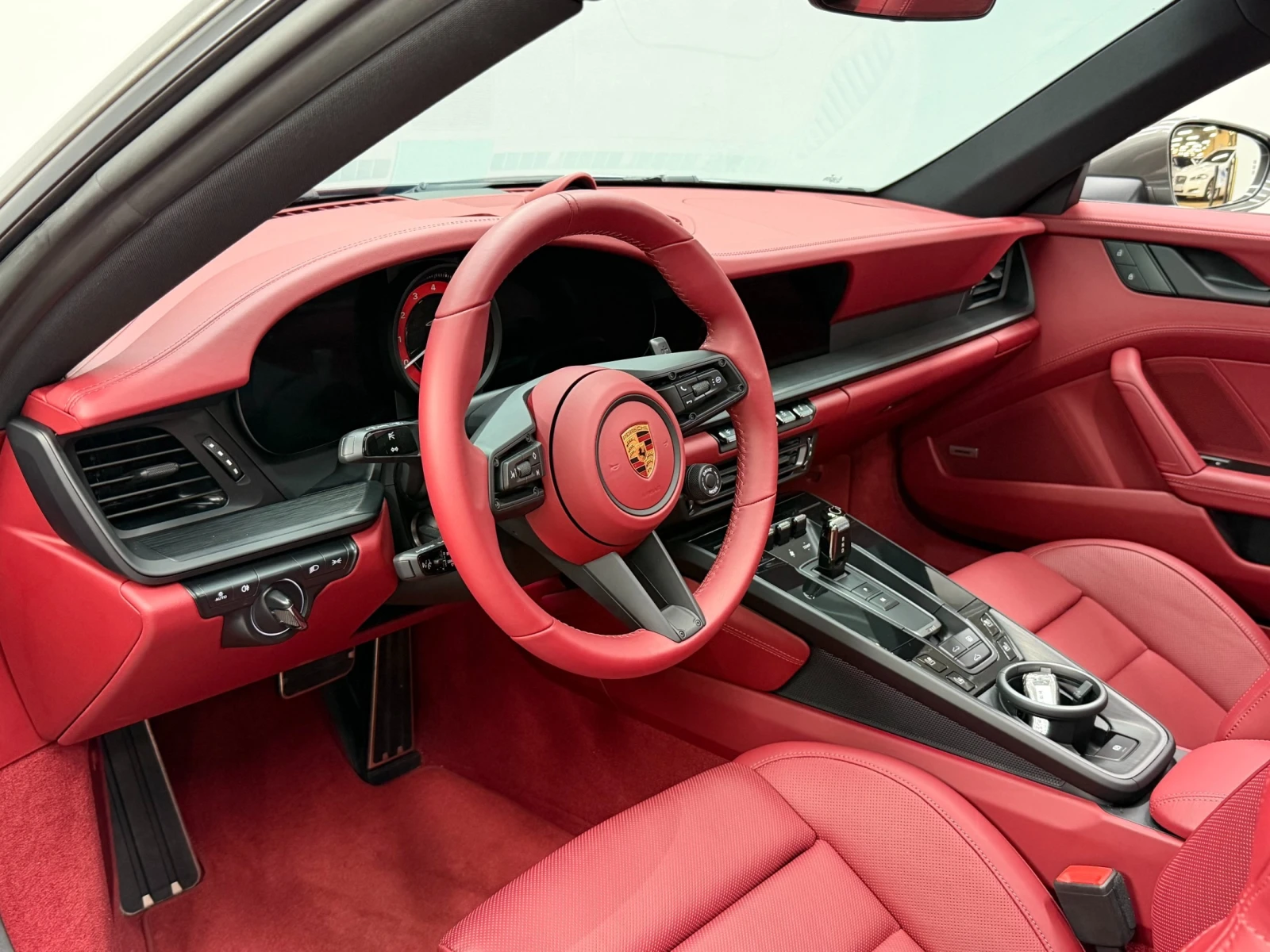 Porsche 911 Carrera 4 GTS , снимка 6 - Автомобили и джипове - 56022193