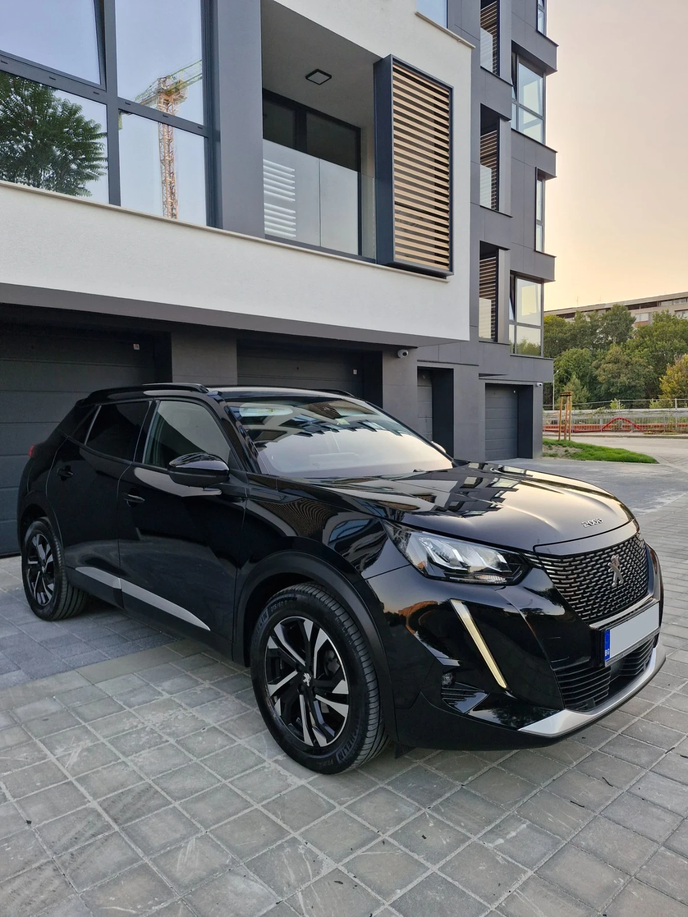 Peugeot 2008 1.5 HDi ALLURE , снимка 3 - Автомобили и джипове - 56247015