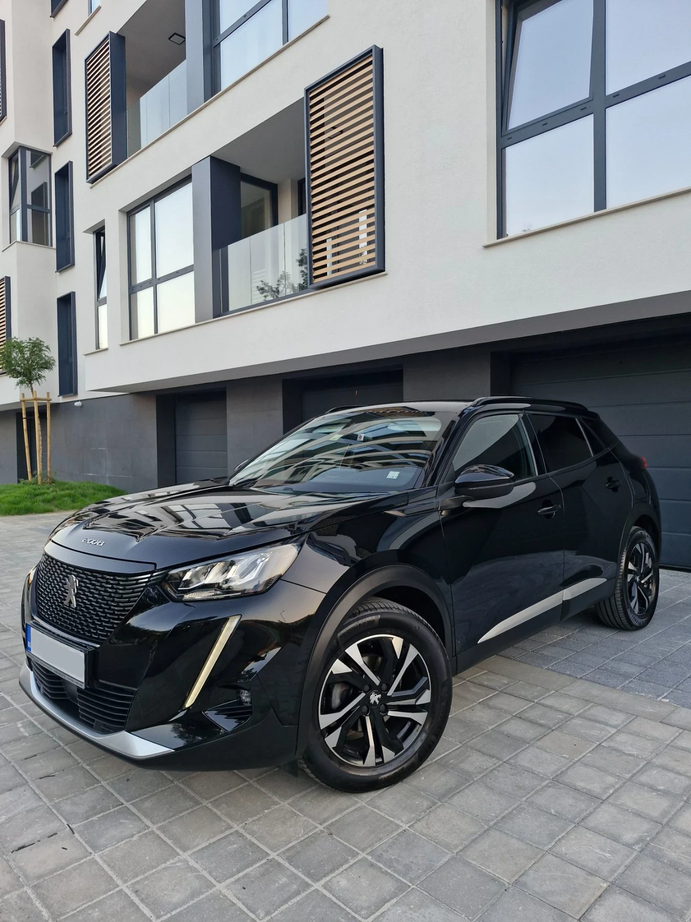 Peugeot 2008 1.5 HDi ALLURE 