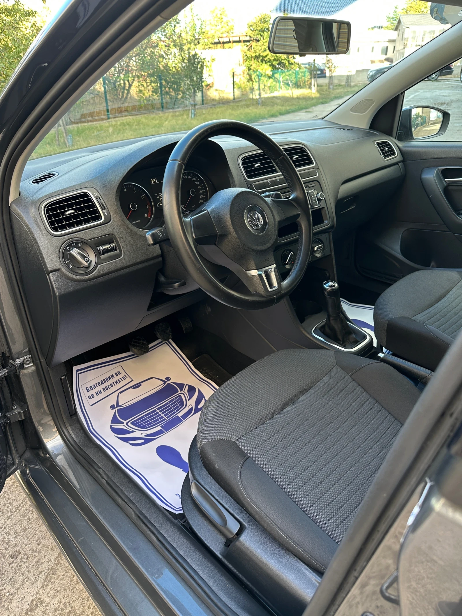 VW Polo 1.4i* 85 коня* , снимка 8 - Автомобили и джипове - 56334591