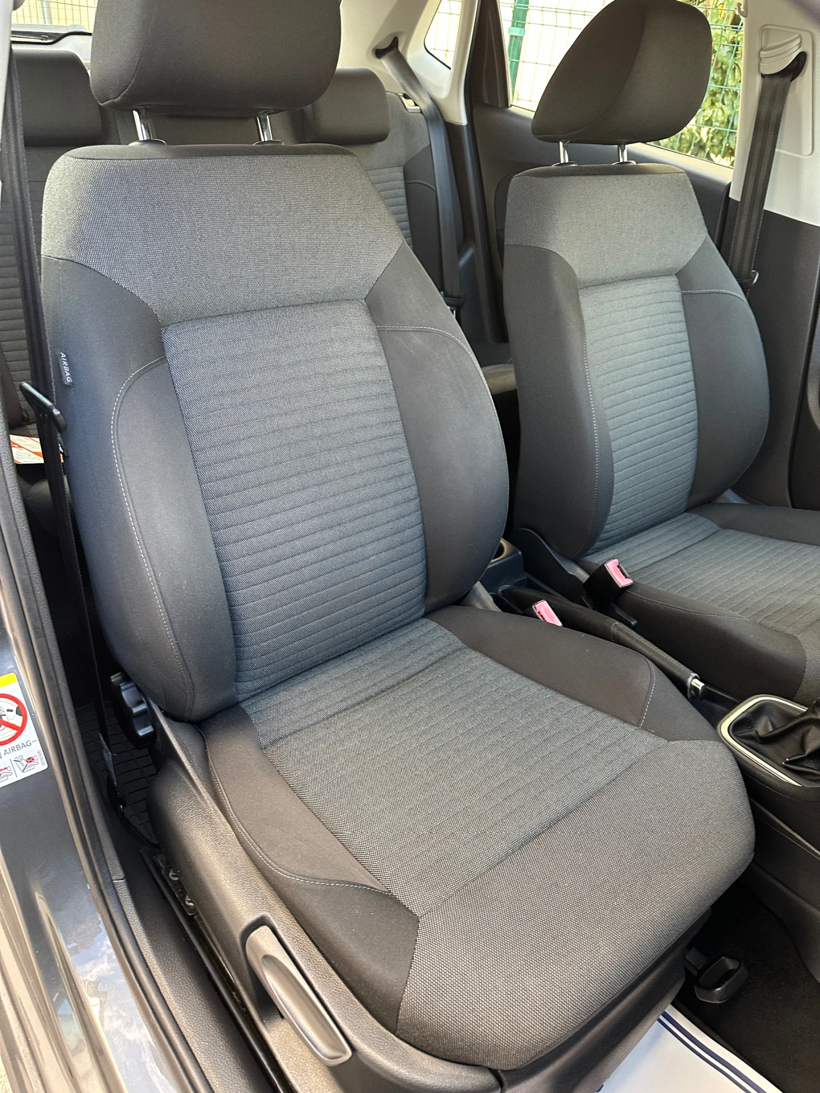 VW Polo 1.4i* 85 коня* , снимка 11 - Автомобили и джипове - 56334591