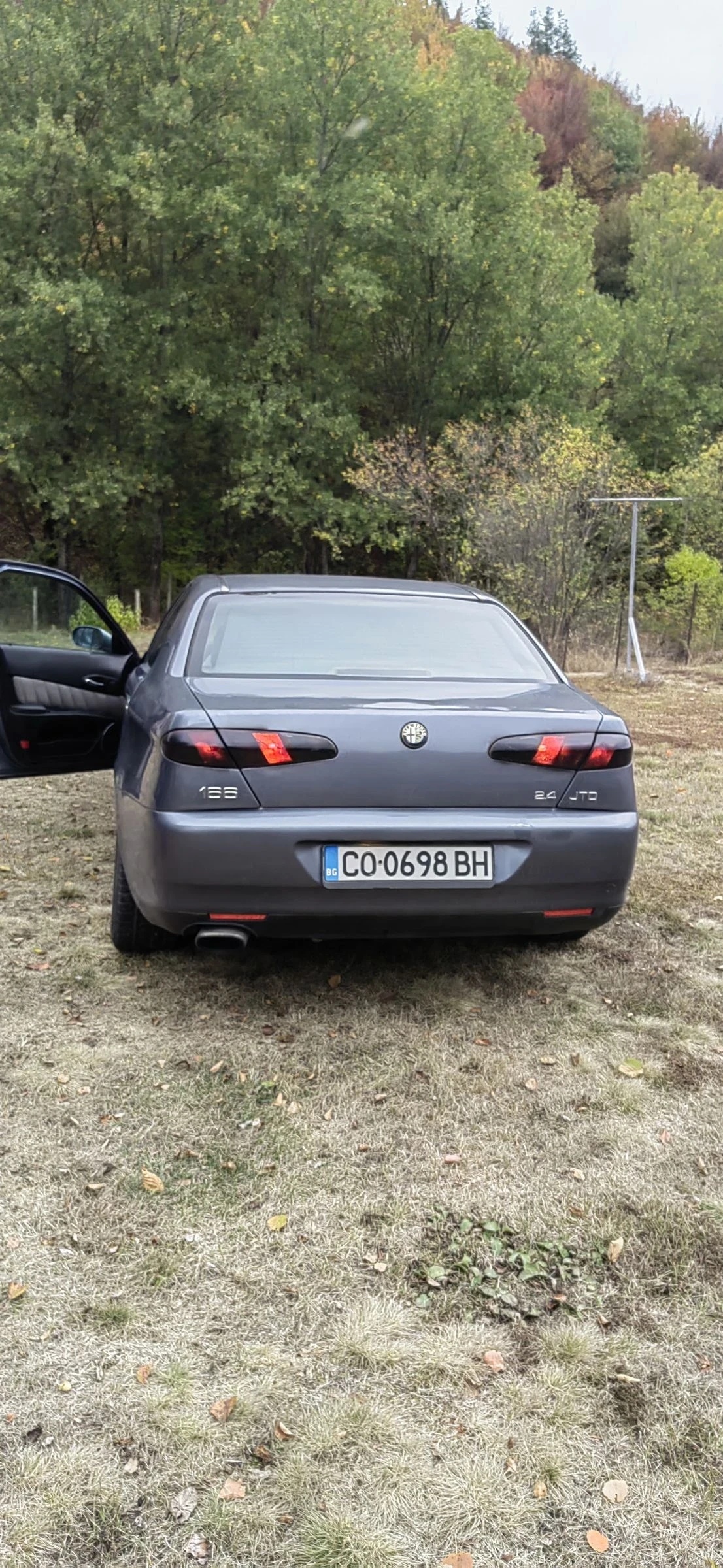 Alfa Romeo 166