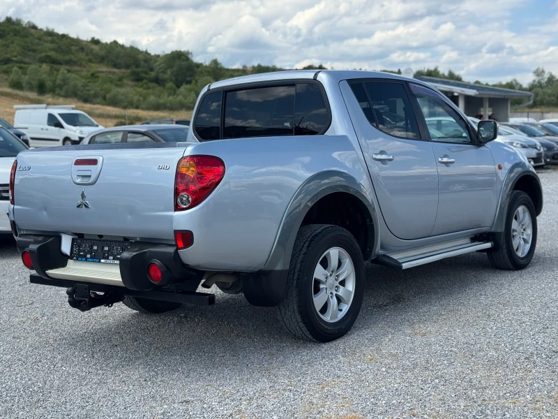 Mitsubishi L200 2.5Di-D* 136кс* , снимка 4 - Автомобили и джипове - 50991941