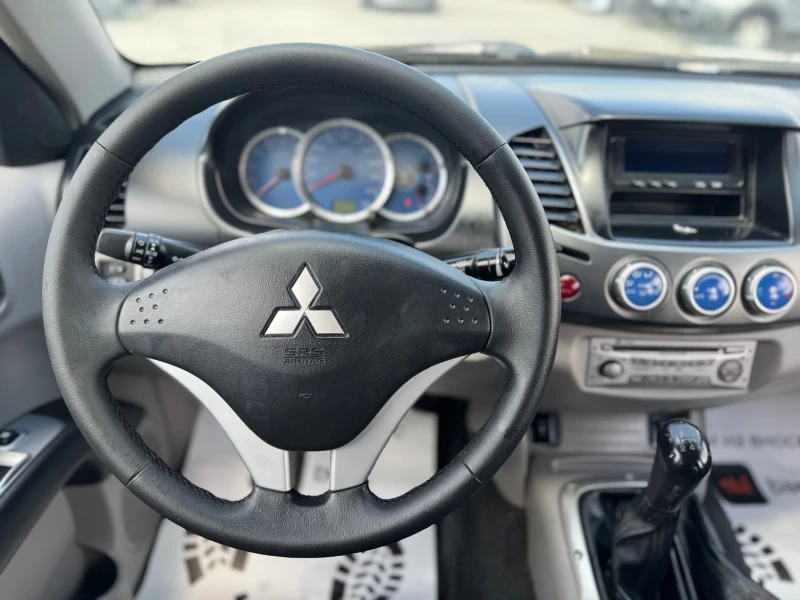Mitsubishi L200 2.5Di-D* 136кс* , снимка 8 - Автомобили и джипове - 50991941