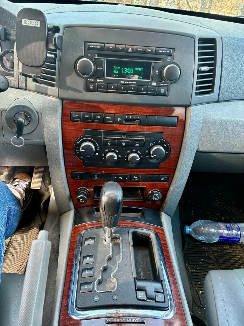 Jeep Grand cherokee, снимка 9 - Автомобили и джипове - 53131011