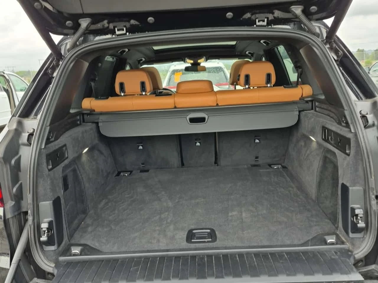 BMW X5 * xDrive40i * �������� * 360 * PANO * CARFAX | Mobile.bg � ����������� 14