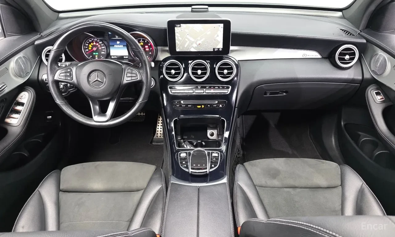 Mercedes-Benz GLC 300 AMG PK* 360* HEAD-UP* BURMASTER* KEYLESS* КРАЙНА Ц, снимка 7 - Автомобили и джипове - 55088617