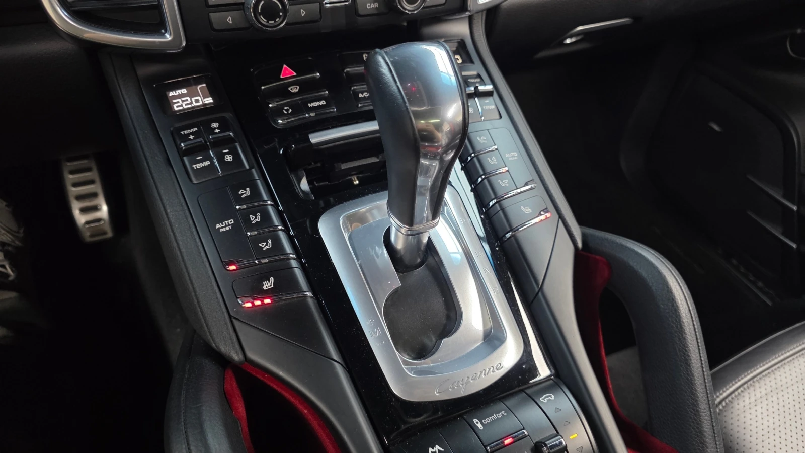 Porsche Cayenne | ПОДГРЕВ | ПАНОРАМА | ВЪЗДУШНО ОКАЧВАНЕ | , снимка 8 - Автомобили и джипове - 55268867