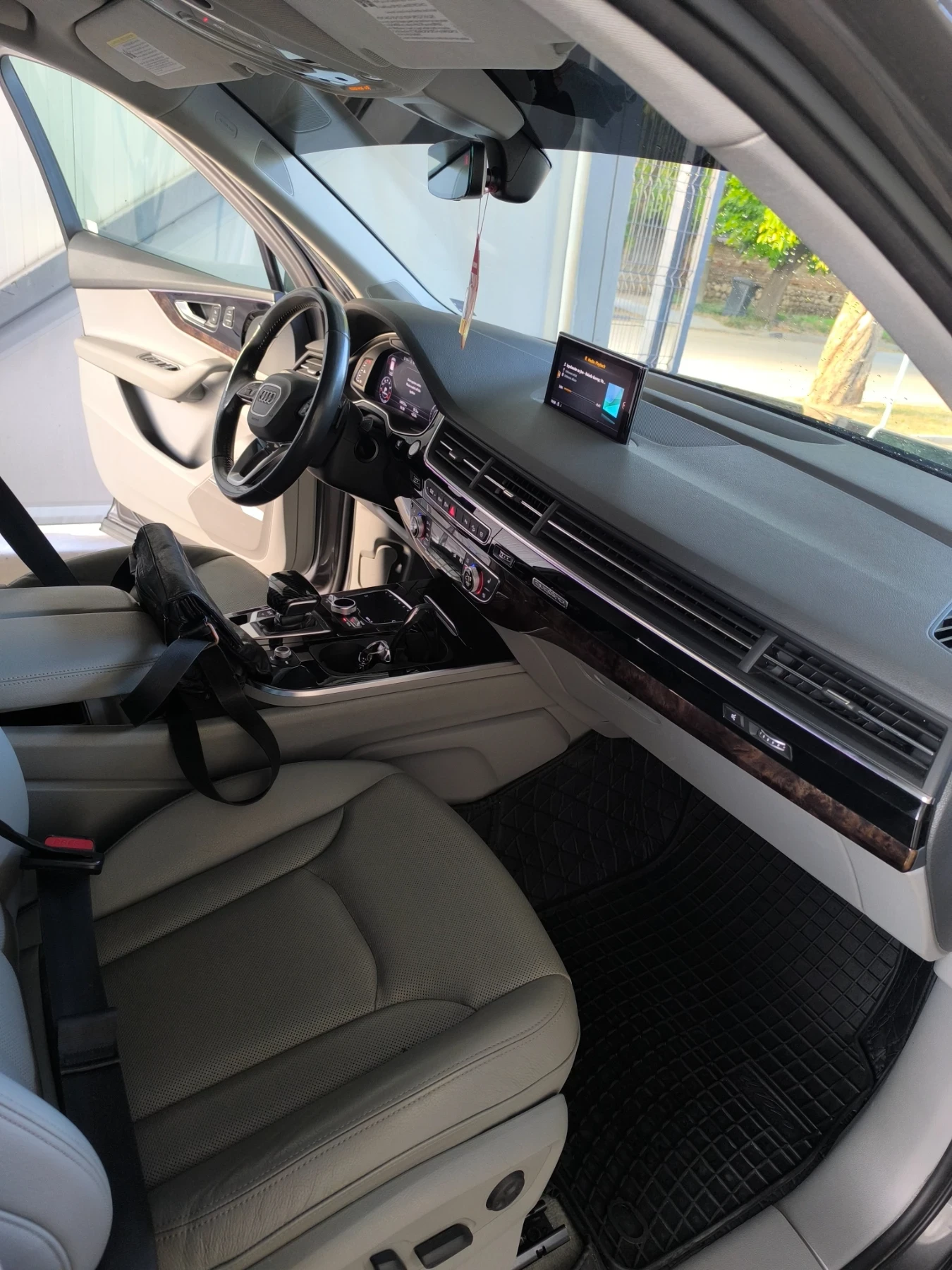 Audi Q7 3.0TFSI, снимка 13 - Автомобили и джипове - 55425644