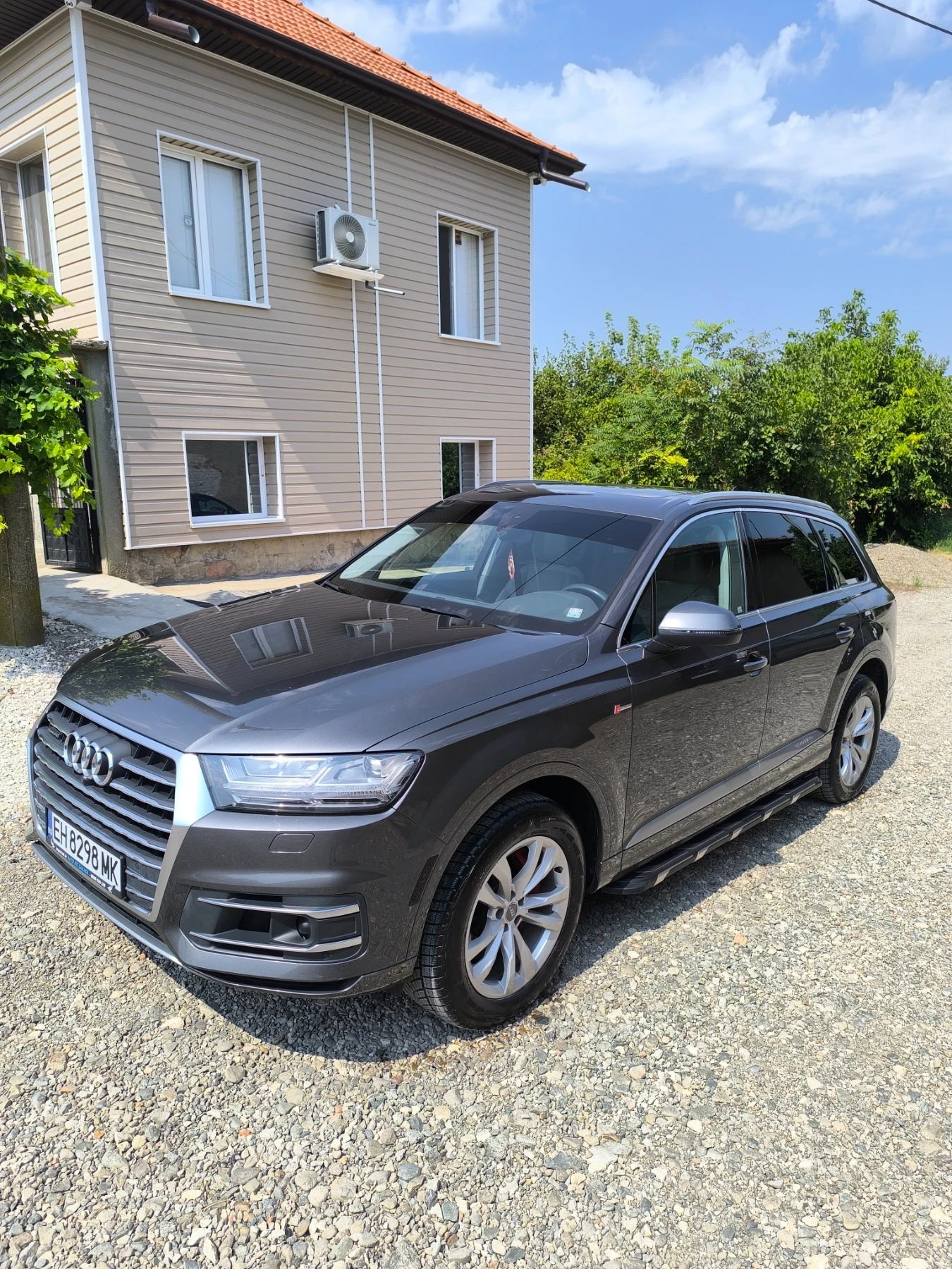 Audi Q7 3.0TFSI, снимка 2 - Автомобили и джипове - 55425644
