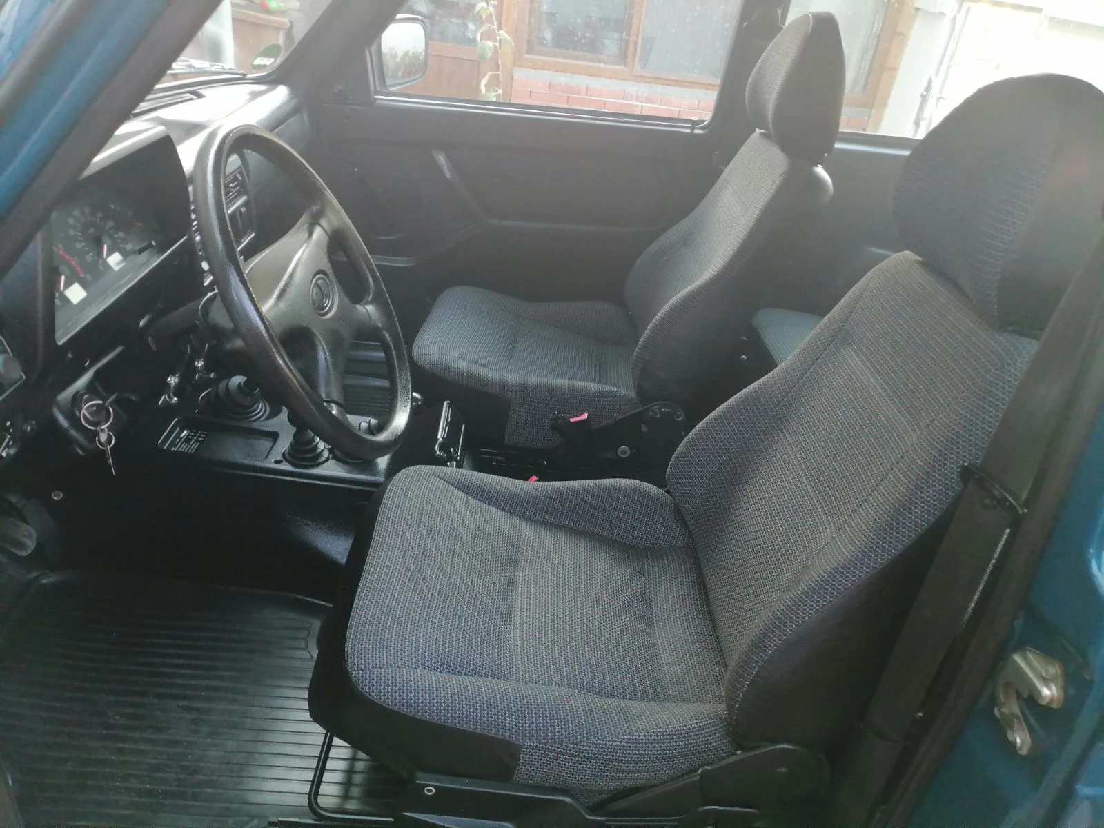 Lada Niva 1.7, снимка 12 - Автомобили и джипове - 55513693