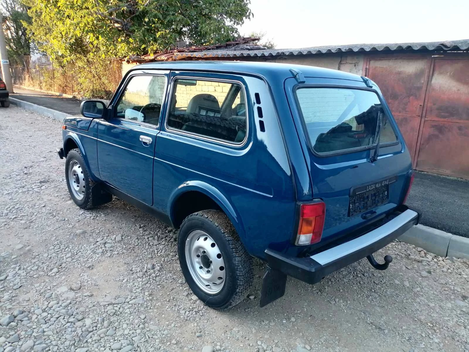 Lada Niva 1.7, снимка 16 - Автомобили и джипове - 55513693