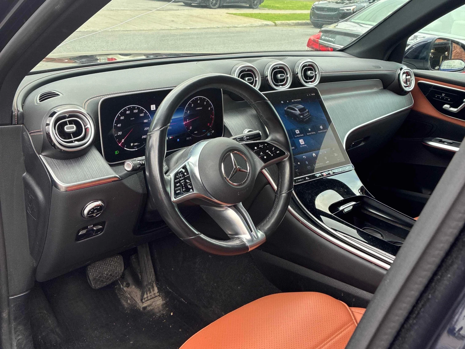 Mercedes-Benz GLC * 300 * CARFAX * БЕЗ ПЪРВОНАЧАЛНА ВНОСКА, снимка 5 - Автомобили и джипове - 55858174