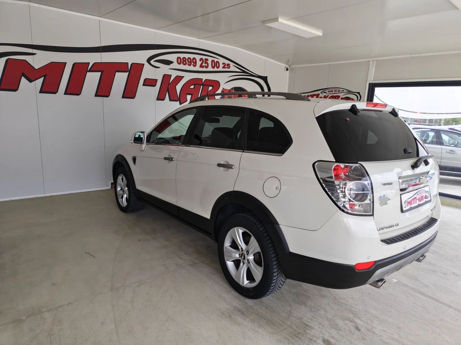 Chevrolet Captiva 2.0 150кс 4х4 7МЕСТА, снимка 5 - Автомобили и джипове - 56045155