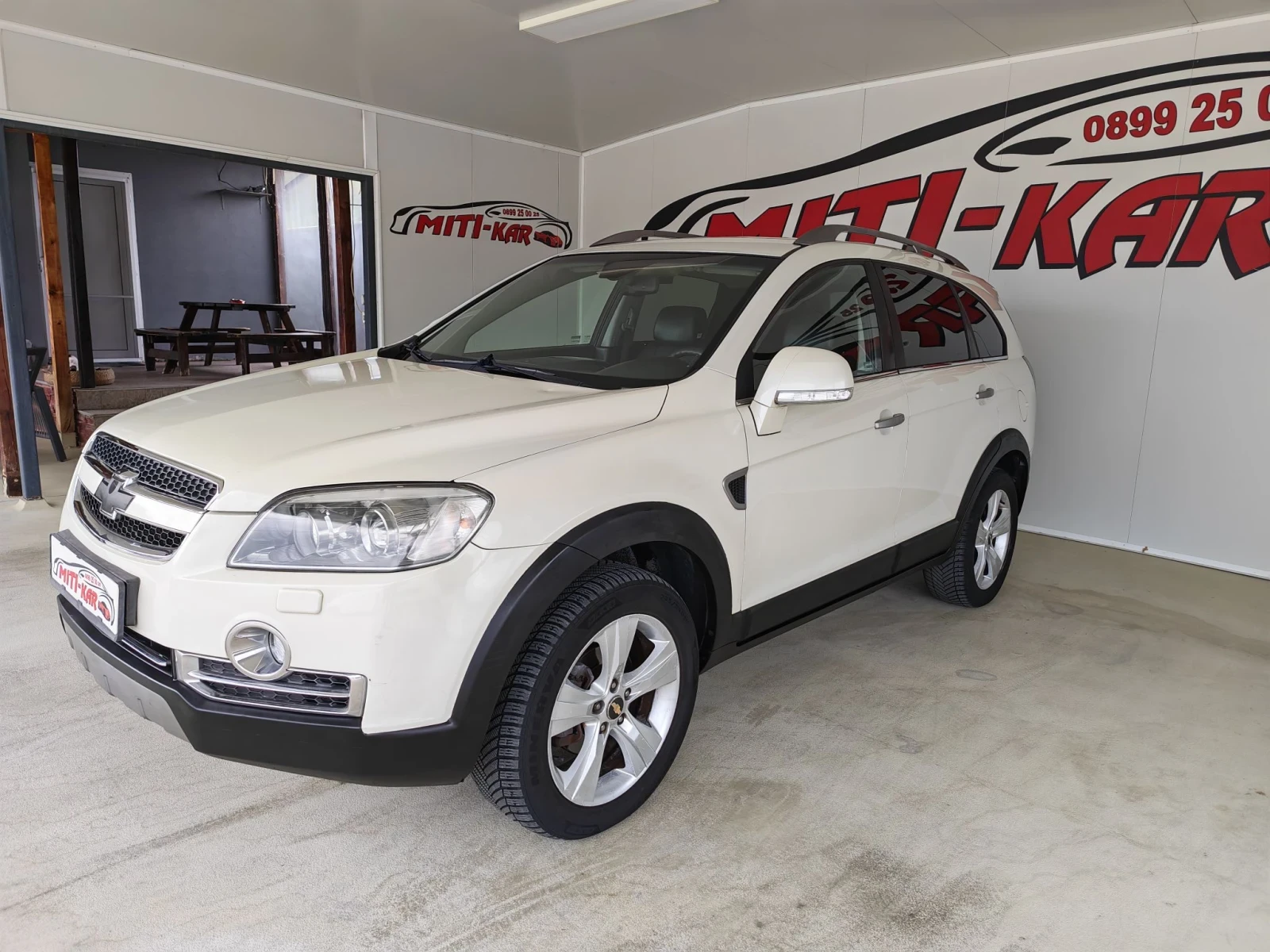 Chevrolet Captiva 2.0 150кс 4х4 7МЕСТА, снимка 3 - Автомобили и джипове - 56045155
