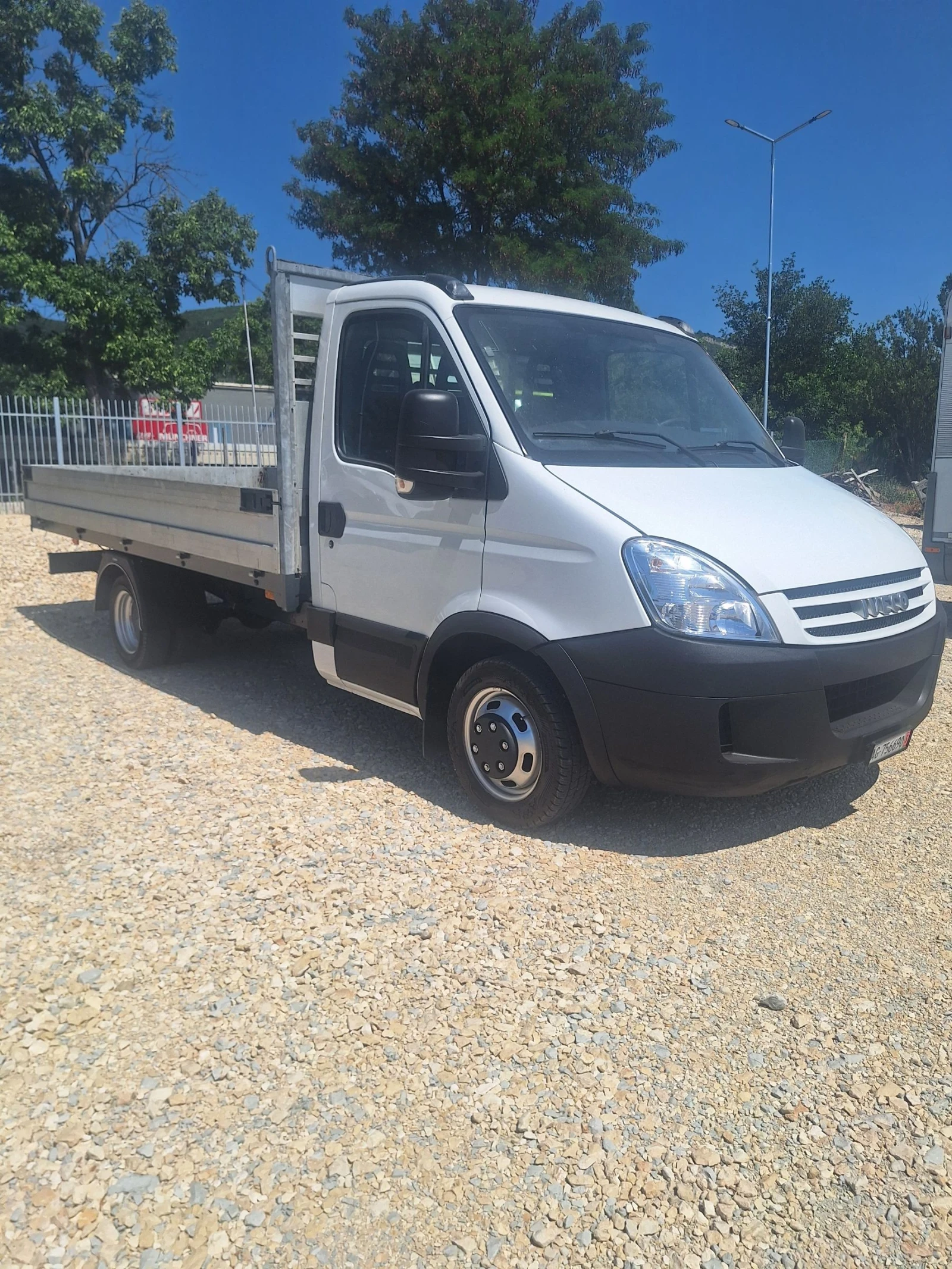Iveco Daily 3.0-150 НА ход от Швейцария.Двойна гума -Б - катег