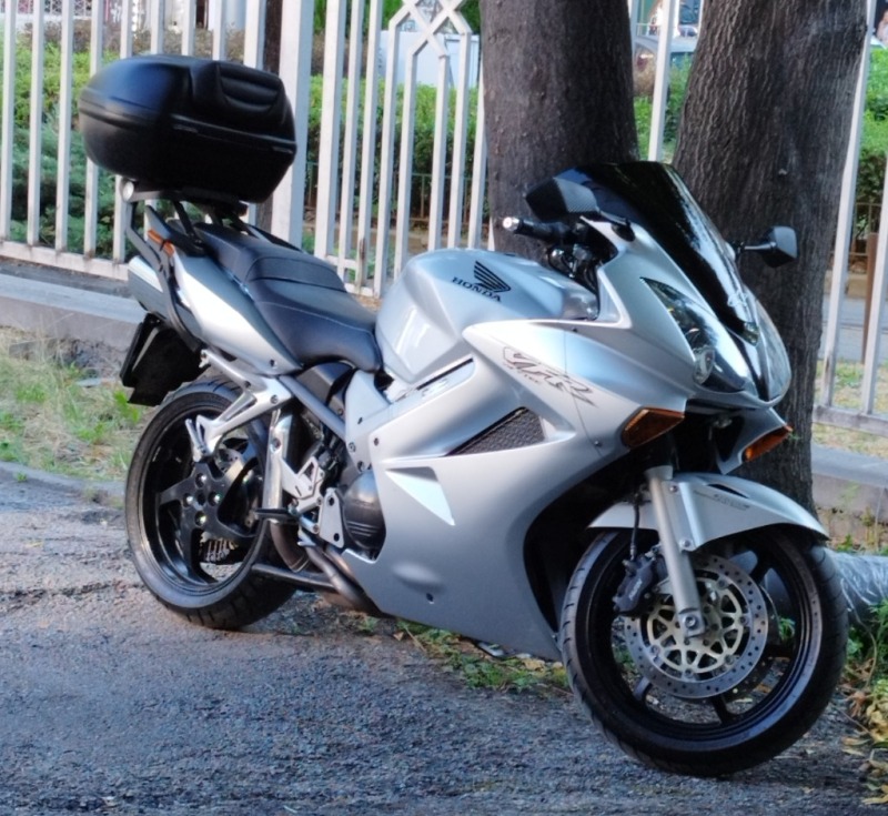 Honda Vfr Промо цена до края на юли!, снимка 5 - Мотоциклети и мототехника - 45667740
