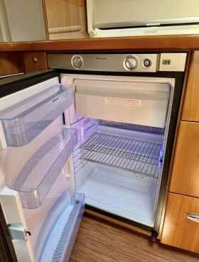 Каравана Fendt Platin, снимка 6