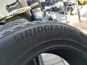 Гуми Зимни 235/55R19, снимка 3