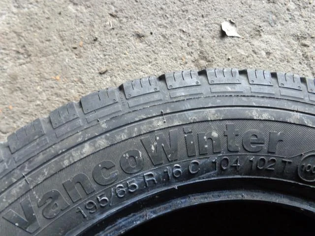 Гуми Зимни 195/65R16, снимка 9 - Гуми и джанти - 16596100