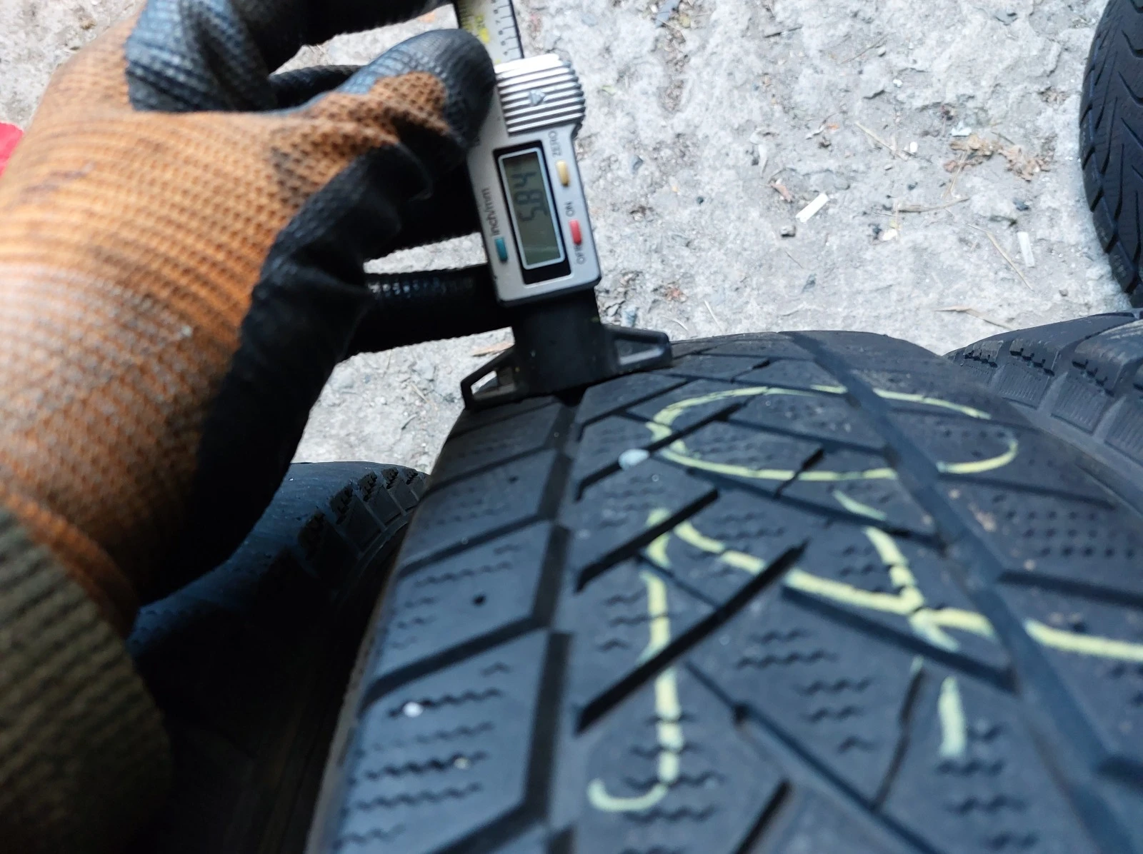 ���� 185/75R16 | Mobile.bg � ����������� 4