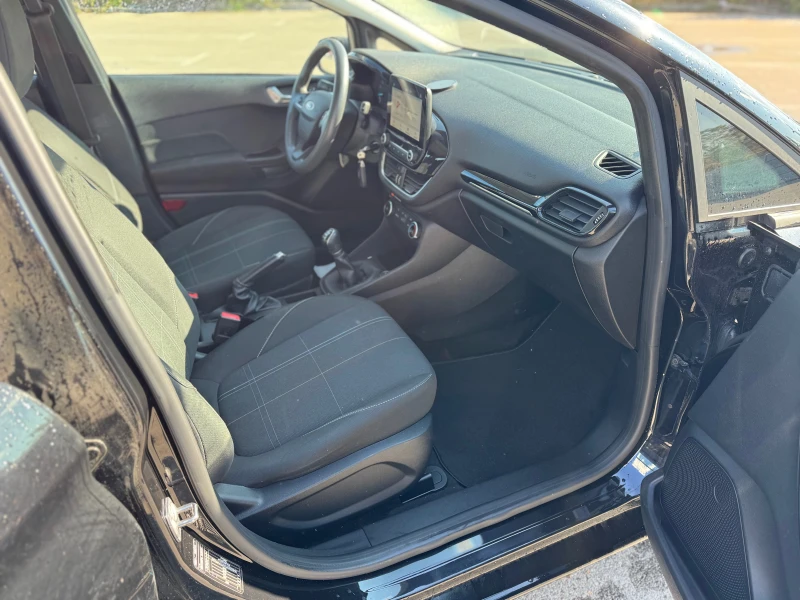 Ford Fiesta NEW-1.1i-EURO6-NAVI, снимка 14 - Автомобили и джипове - 46007855