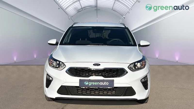 Kia Ceed 1.6 CRDi, снимка 4 - Автомобили и джипове - 48118895