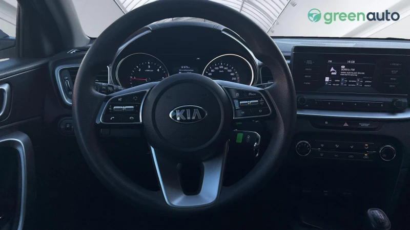 Kia Ceed 1.6 CRDi, снимка 12 - Автомобили и джипове - 48118895