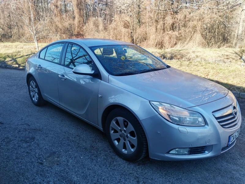 Opel Insignia 1.6i 6ск, снимка 2 - Автомобили и джипове - 49368359