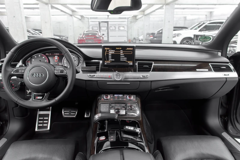 Audi S8 Matrix* 730кс* Stage2, снимка 9 - Автомобили и джипове - 51222772