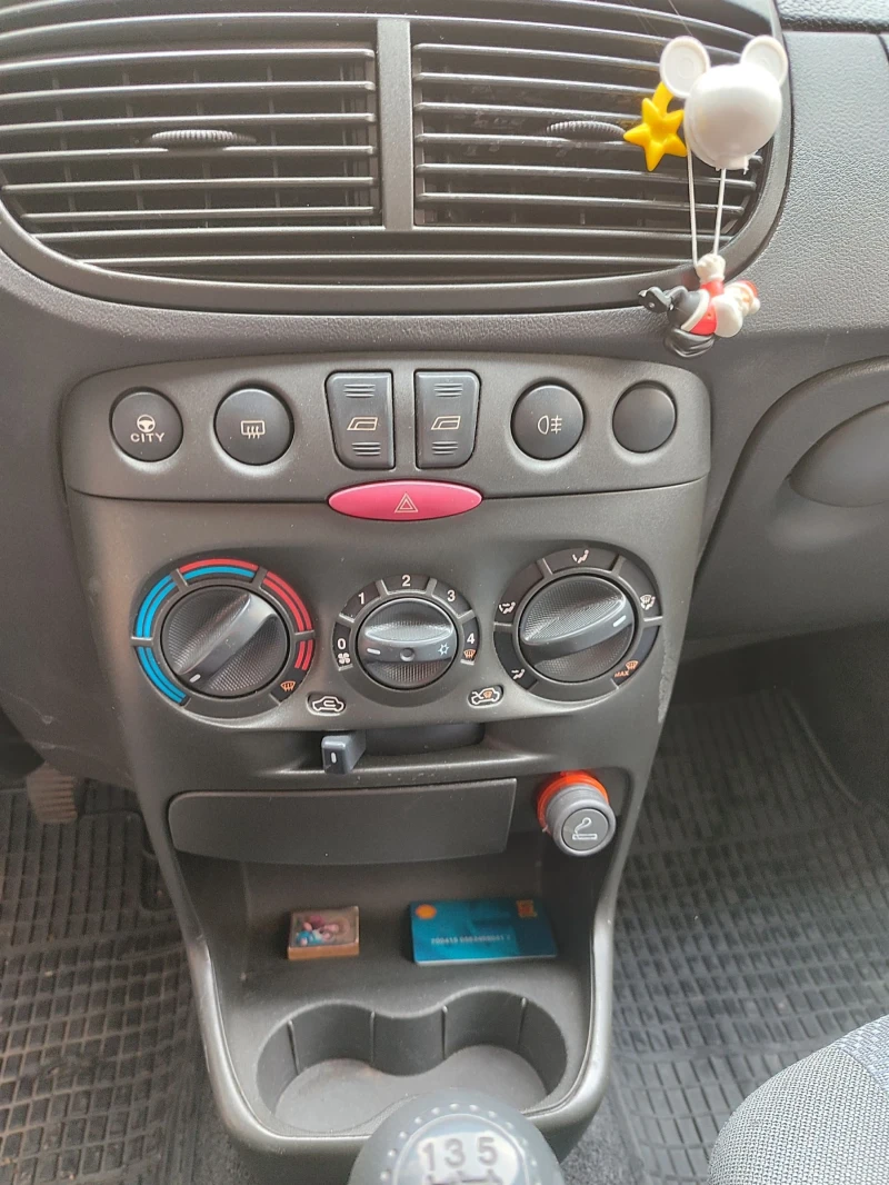 Fiat Punto 1.2 бензин/клима, снимка 6 - Автомобили и джипове - 51701454