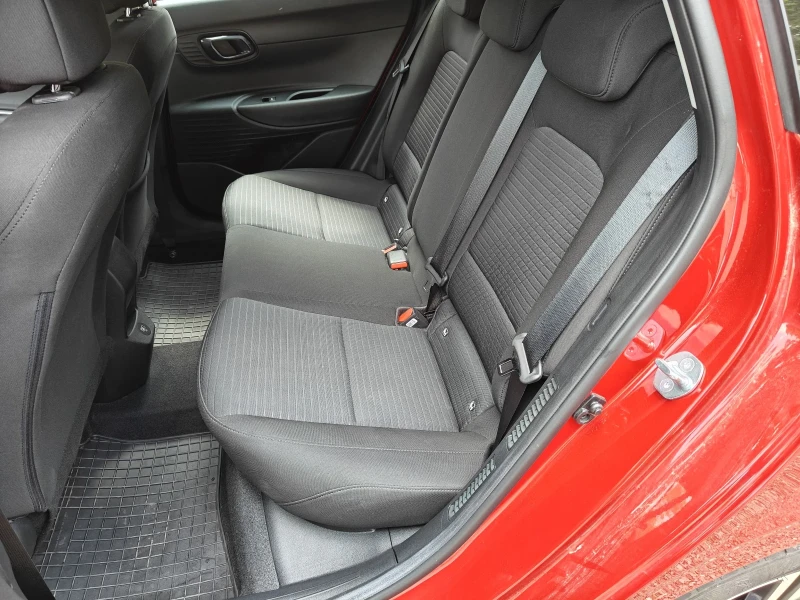 Hyundai I20 1.0 Mild Hybrid, снимка 9 - Автомобили и джипове - 52461218