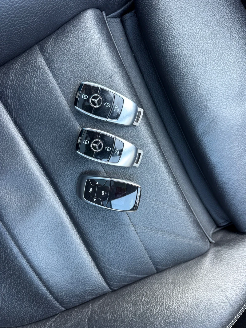 Mercedes-Benz E 400 AMG E 400 D, снимка 10 - Автомобили и джипове - 52587157