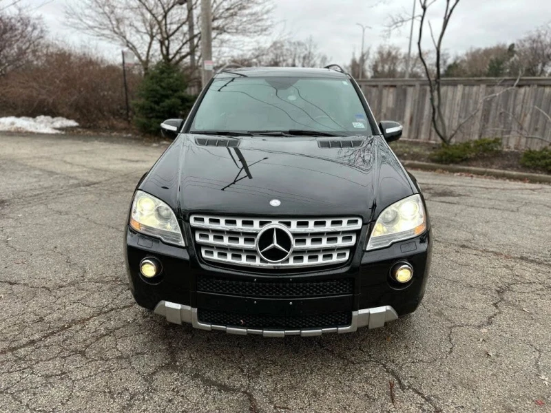 Mercedes-Benz ML 550 * * CARFAX * * АВТО КРЕДИТ * * , снимка 2 - Автомобили и джипове - 52878405