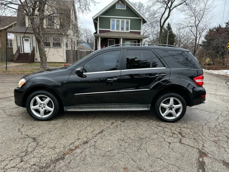 Mercedes-Benz ML 550 * * CARFAX * * АВТО КРЕДИТ * * , снимка 8 - Автомобили и джипове - 52878405
