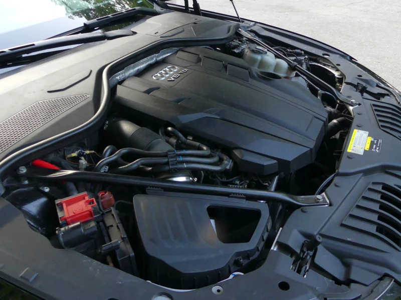 Audi A8, снимка 6 - Автомобили и джипове - 52948884