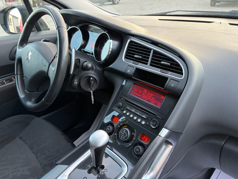 Peugeot 3008 1.6HDI АВТОМАТИК/ ПАНОРАМА, снимка 14 - Автомобили и джипове - 53126685