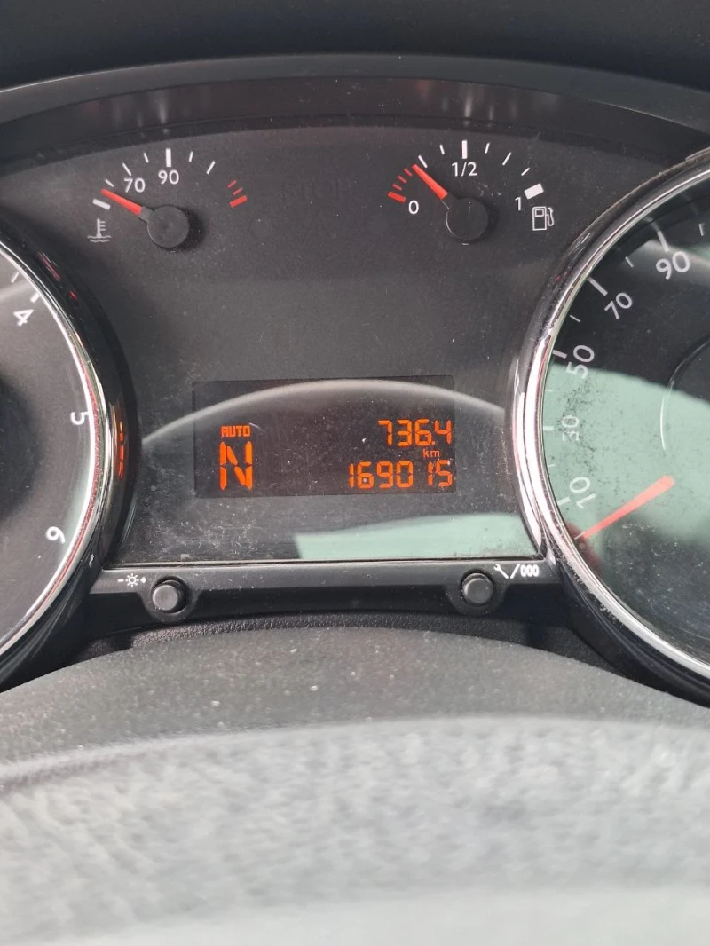 Peugeot 3008 1.6HDI АВТОМАТИК /ОЧАКВАН ВНОС, снимка 8 - Автомобили и джипове - 53126685