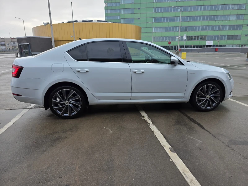Skoda Octavia III-2.0 TDI-facelift-4X4-Laurin & Klement, снимка 4 - Автомобили и джипове - 53451147