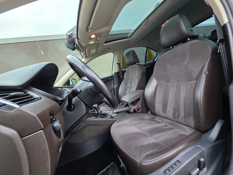 Skoda Octavia III-2.0 TDI-facelift-4X4-Laurin & Klement, снимка 11 - Автомобили и джипове - 53451147