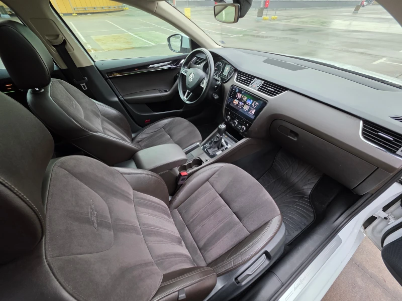 Skoda Octavia III-2.0 TDI-facelift-4X4-Laurin & Klement, снимка 16 - Автомобили и джипове - 53451147