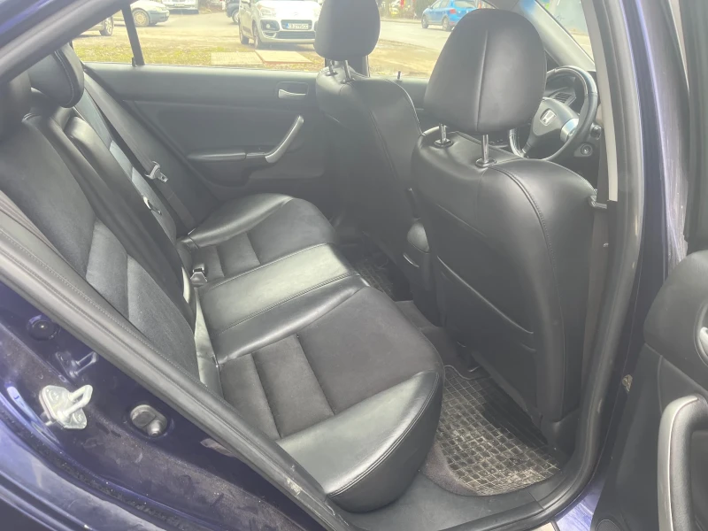 Honda Accord 2.0 SPORT, снимка 9 - Автомобили и джипове - 53453272