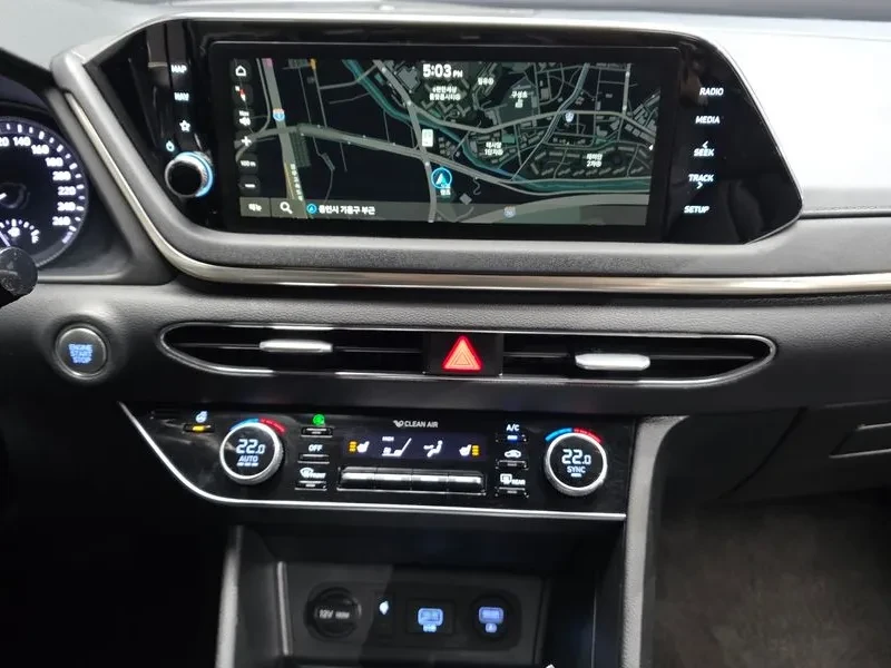 Hyundai Sonata 2.0 Premium, снимка 16 - Автомобили и джипове - 55835842