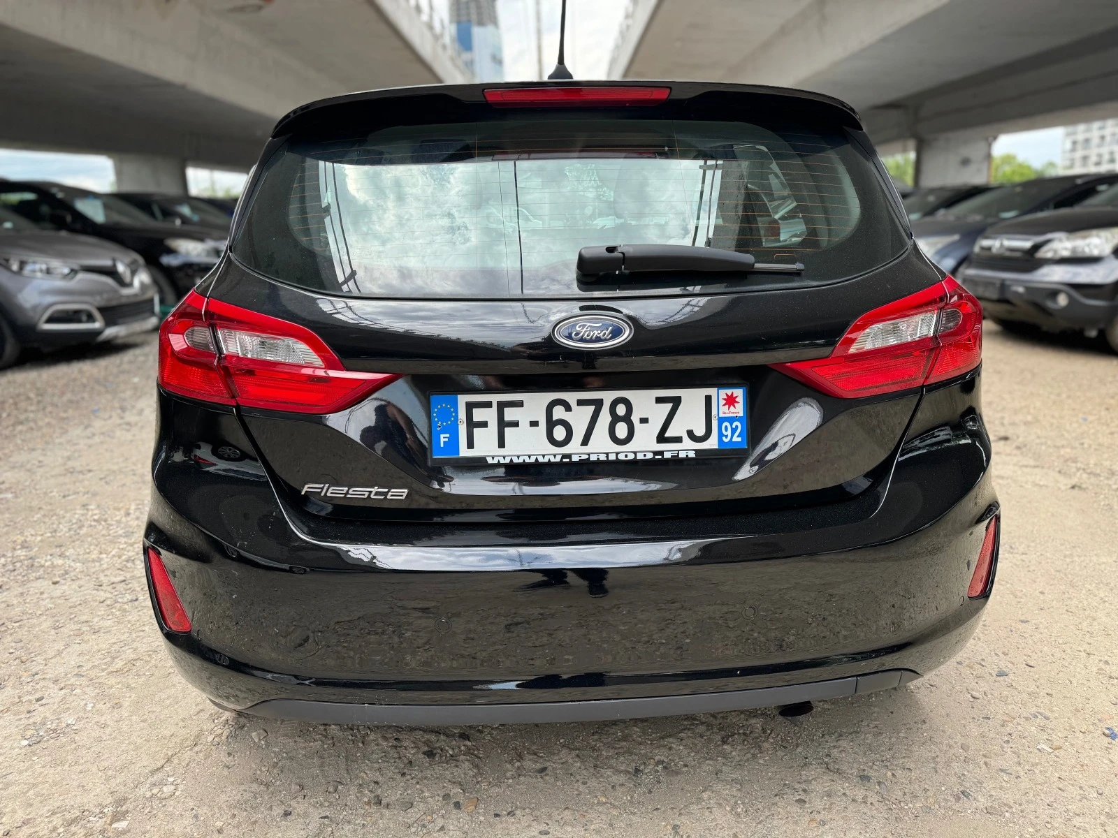 Ford Fiesta NEW-1.1i-EURO6-NAVI-KTEO - изображение 6