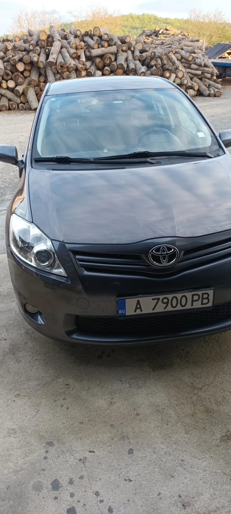 Toyota Auris  - изображение 2