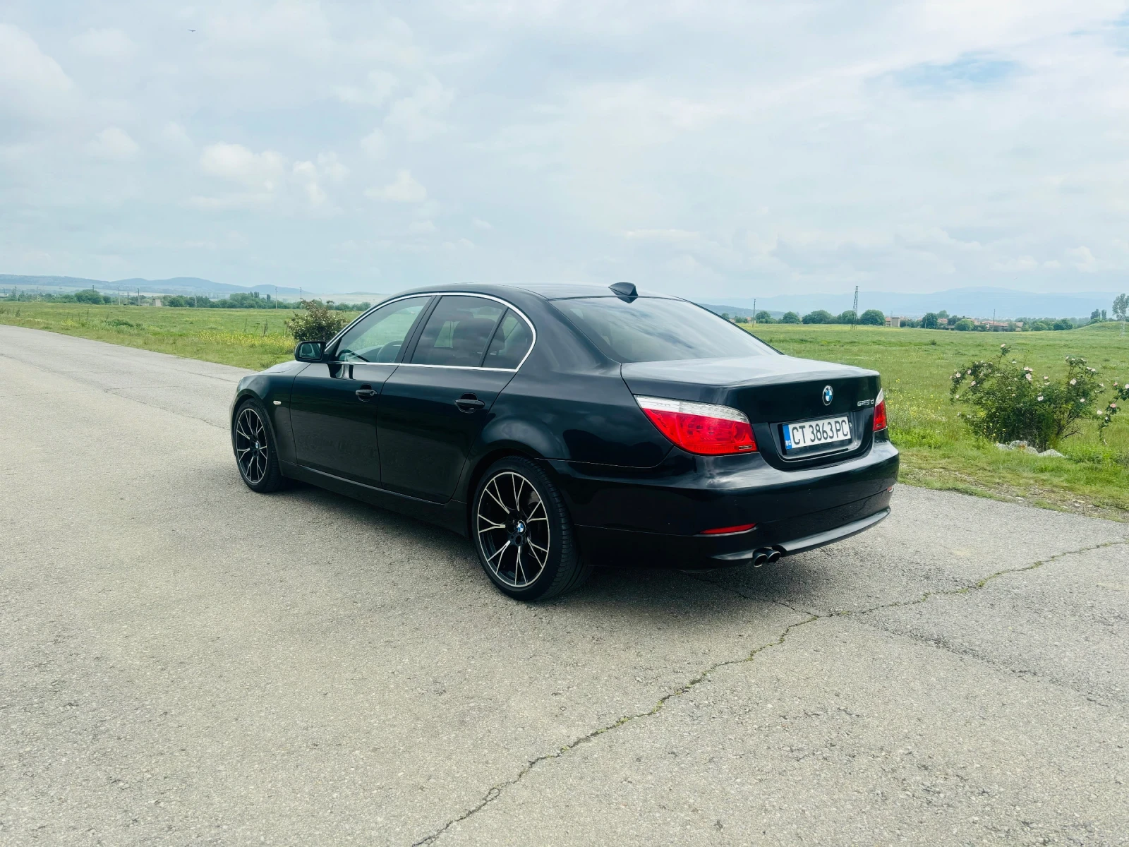 BMW 525 3.0-FACELIFT - изображение 6